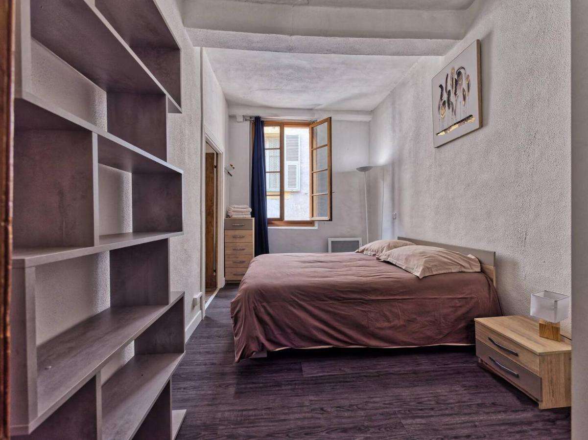 Vecchio Droite Apartment